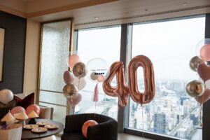 フェアモント東京での40歳誕生日バルーン装飾サプライズ