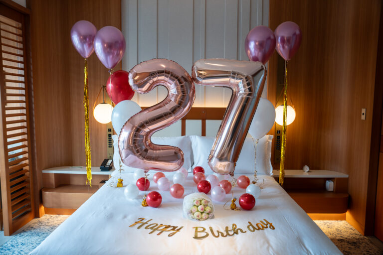インターコンチネンタル横浜pier8での27歳誕生日サプライズ飾り付け