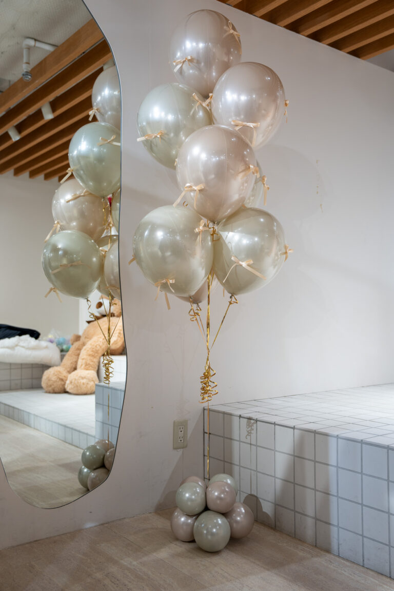 Balloon decoration for a pop-up store at 新宿ルミネエスト