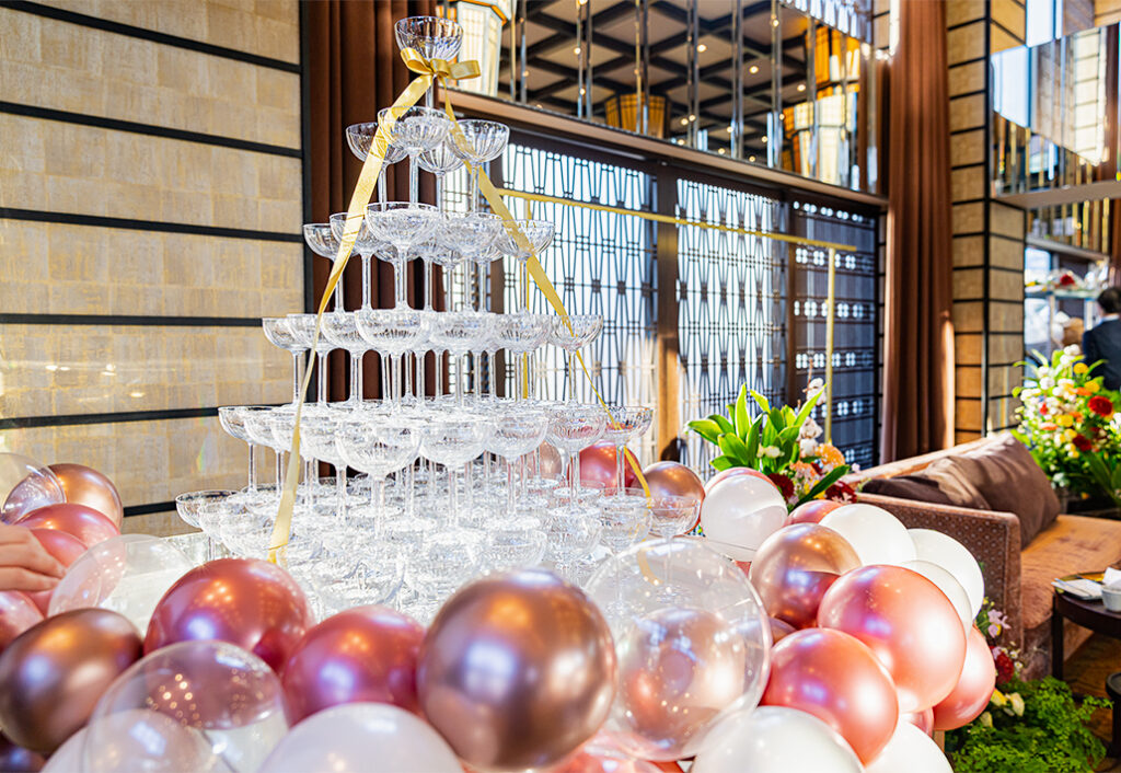 オフィスでのバルーン電報の前撮り・フォトウェディング装飾 #154