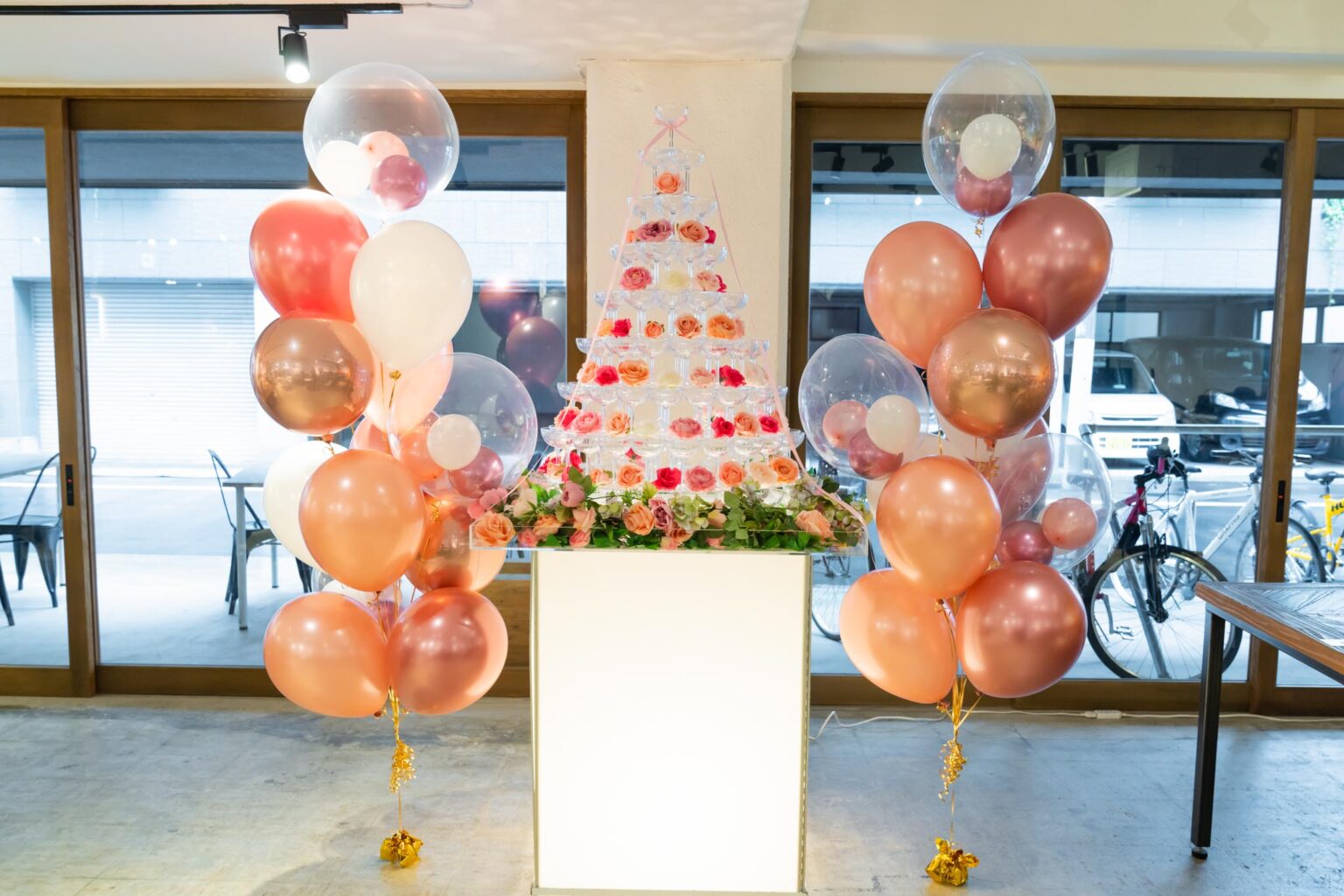 飲食店のお誕生日パーティー装飾