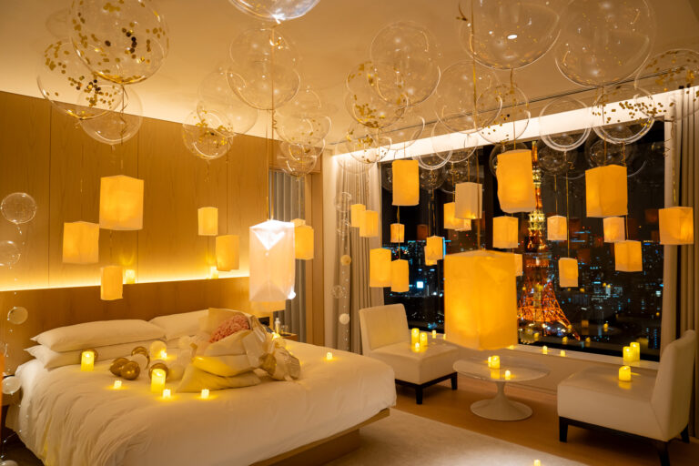 Surprise proposal decorations at The Tokyo EDITION, Toranomon, adorned with gold balloons & flowers