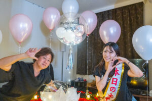ザ・東京タワーズミッドタワーでのピンク×ホワイト誕生日サプライズ飾り付け