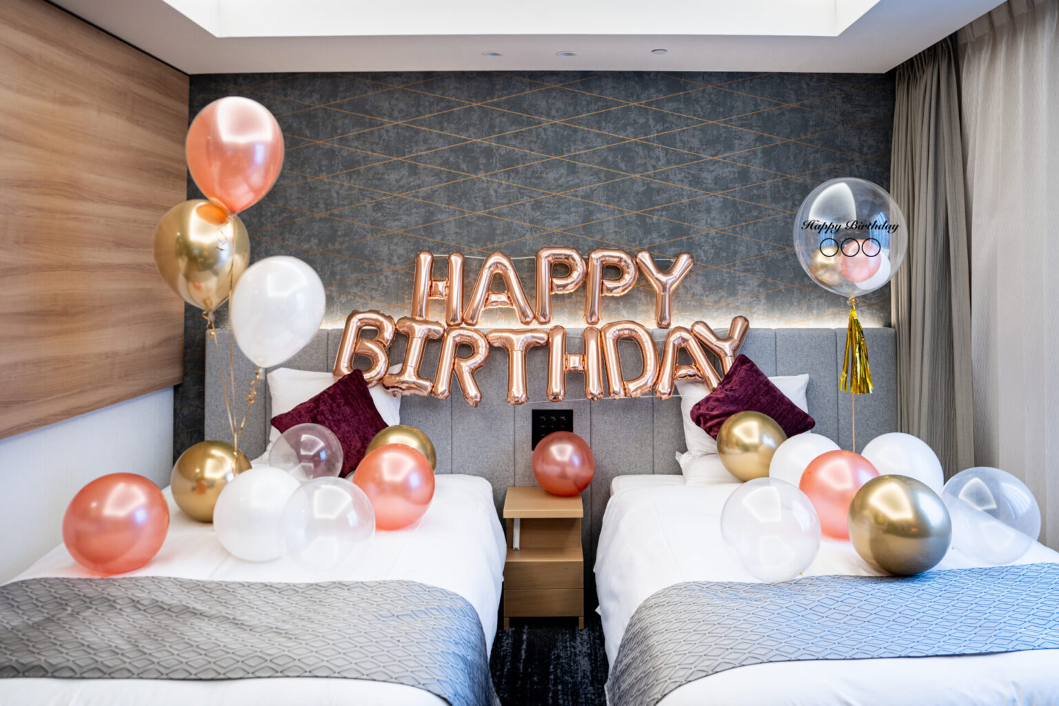 ホテルでお誕生日サプライズ装飾