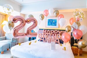 彼女へバースデーサプライズ装飾