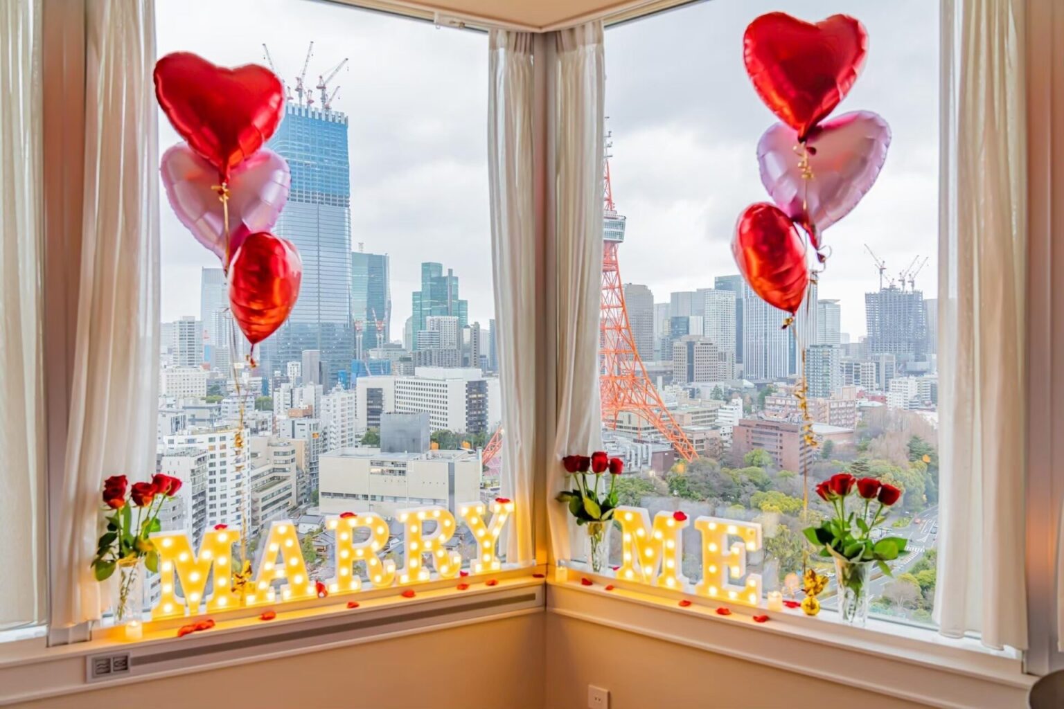 ホテルでプロポーズ装飾