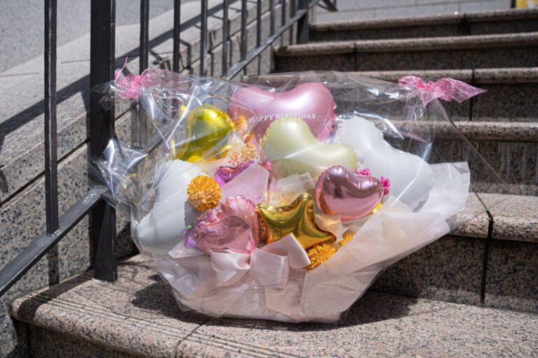お誕生日ギフトのバルーンアレンジメント