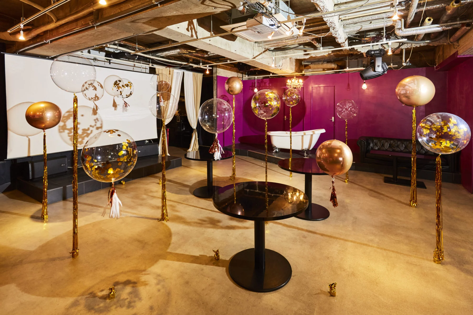 結婚式二次会のパーティー装飾