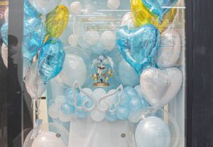 アニメキャラクターの生誕祭装飾