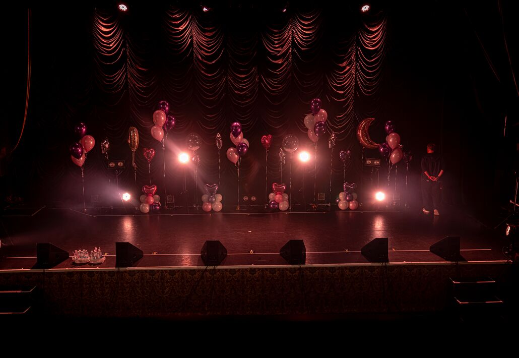 ライブ会場ステージの装飾