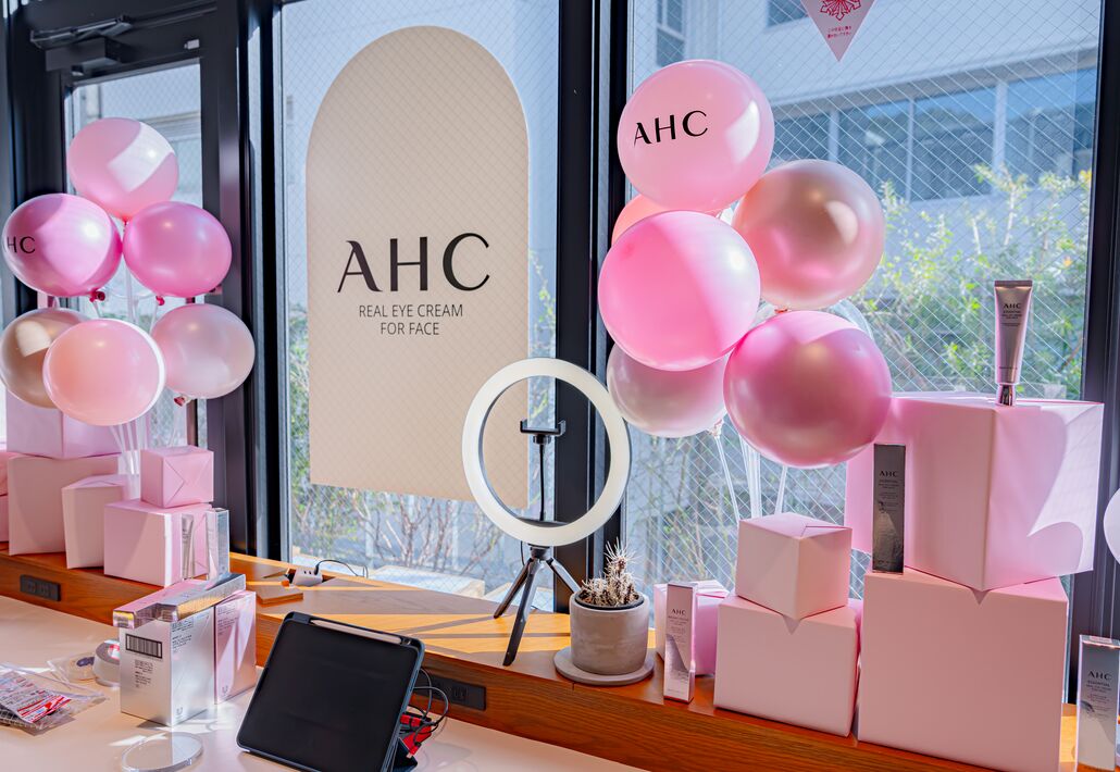 ブランド　コスメ　バルーン装飾