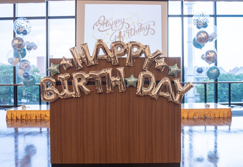 ホテルのお誕生日会イベント装飾