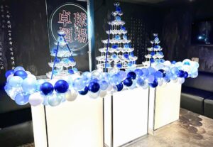 ホスト生誕祭パーティーのシャンパンタワー