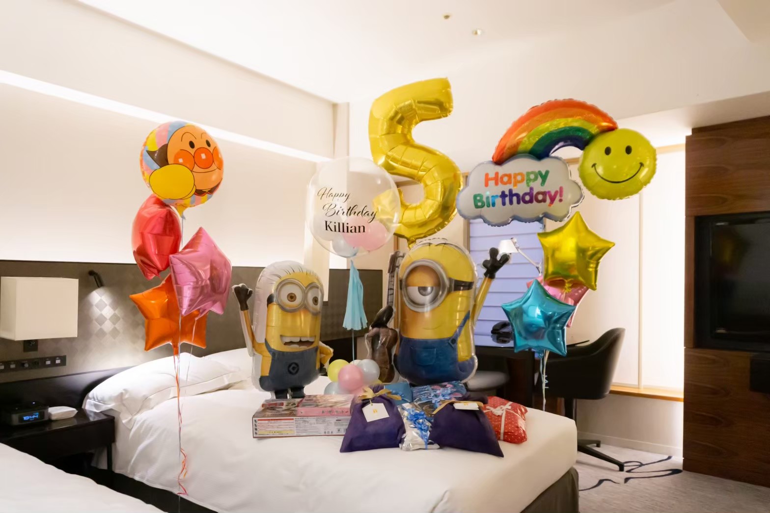 小黃人的生日氣球裝飾