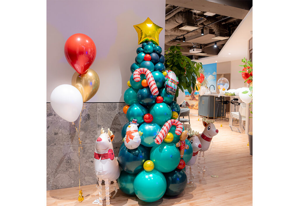 オフィスのクリスマス装飾