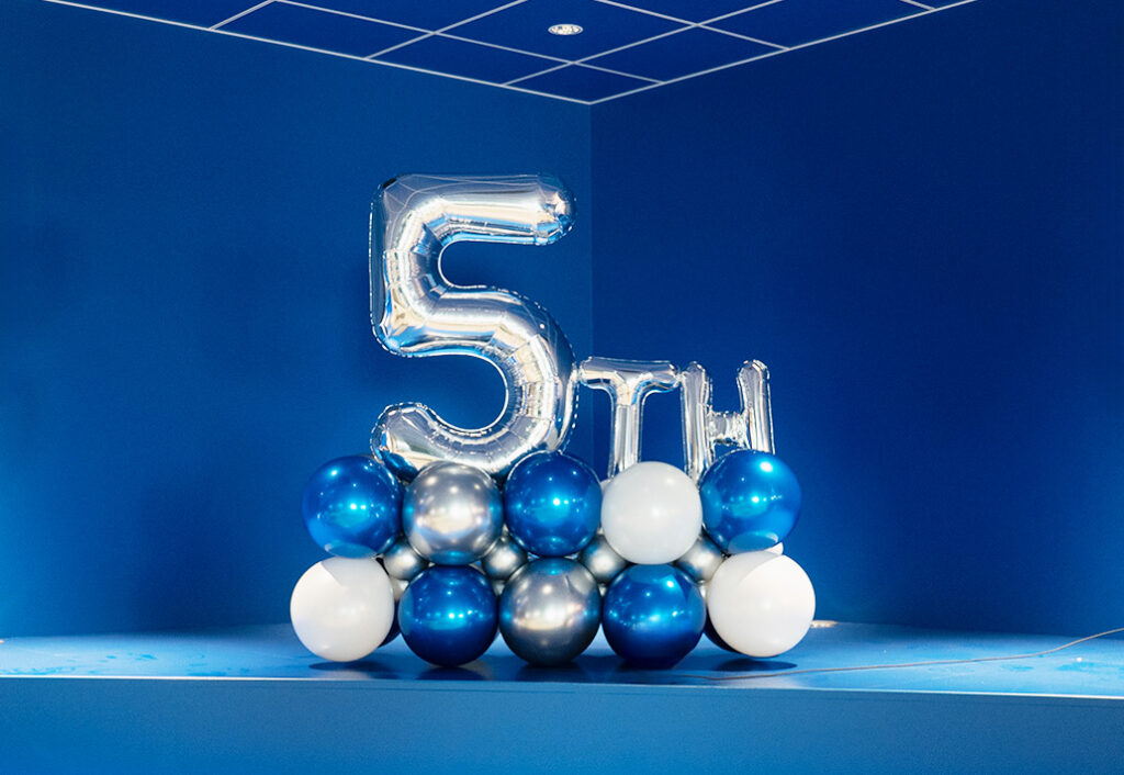 ウェディング会場でのファミリーデーのバルーンデコレーション装飾 #118